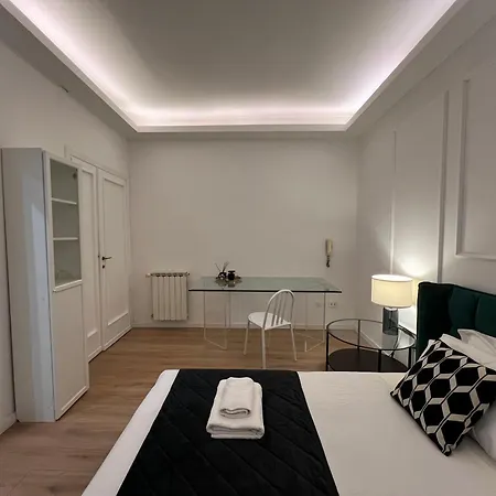Luxury Rialto Apartment